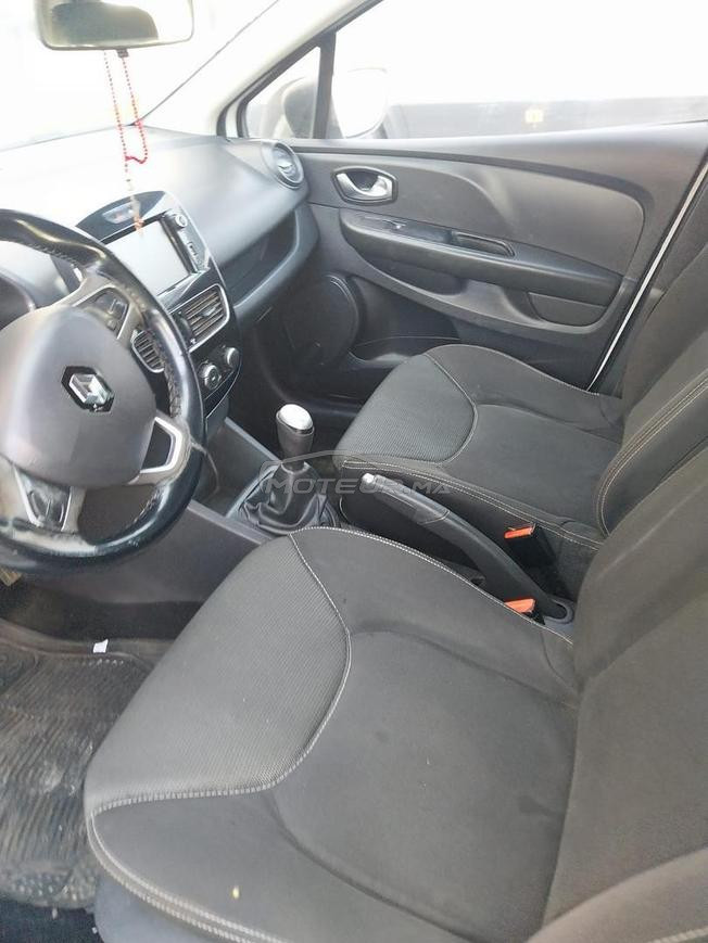 Renault Clio très bon état première main 