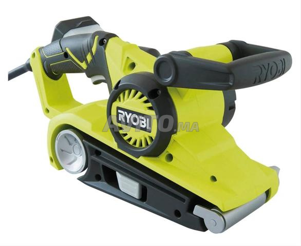 ponceuse RYOBI casi neuve - 2