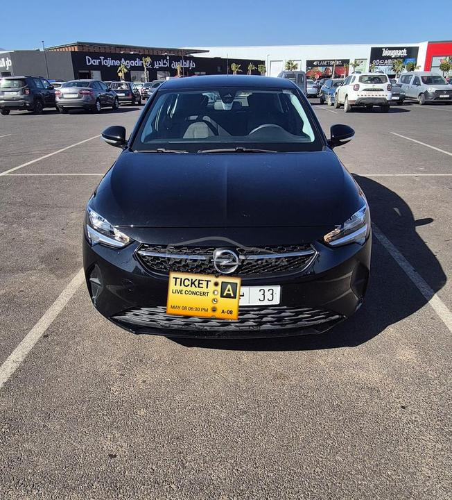 Très belle voiture Opel Corsa 2020