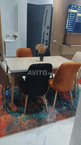 Salon Mongi avec 6 chaises et table de salon à vendre - 2
