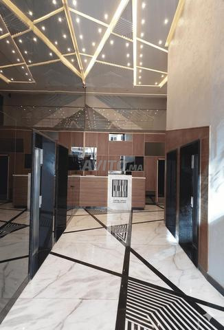 Bureau 96 m² n°159 à louer 7 bd Abdelmoumen Casa