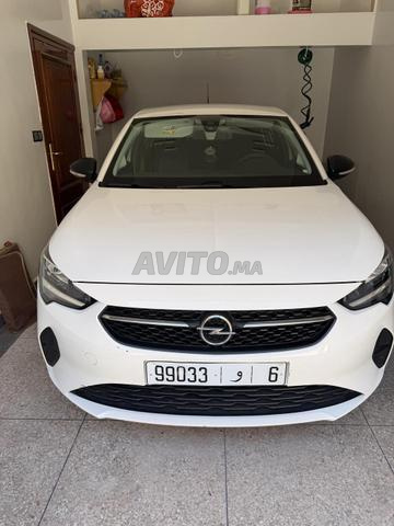 Opel Corsa Essence