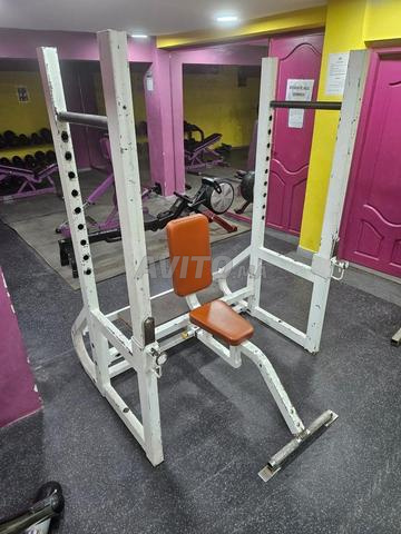 Machine triceps STRIVE USA et Shoulder press - 2
