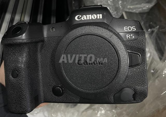 Canon EOS R5