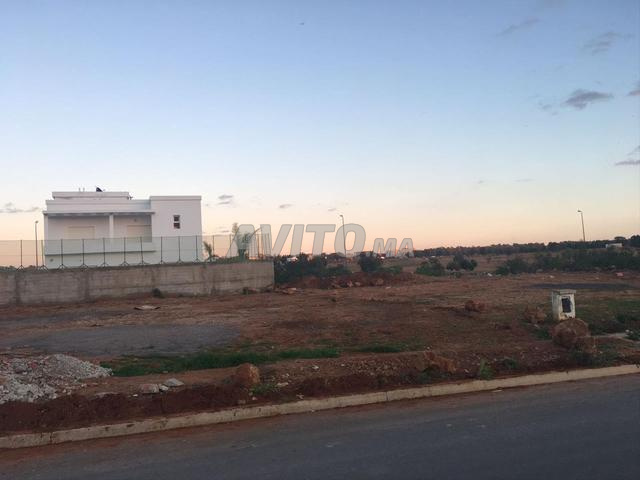 Terrain de villa 4 façades au Golf de Kénitra