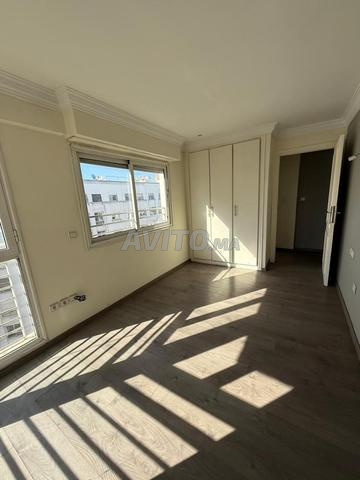 Appartement à louer 80 m² à Casablanca - 2