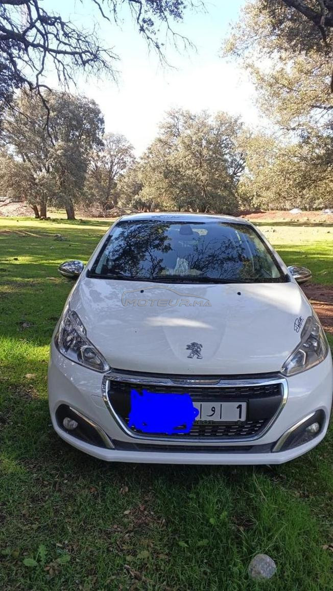 Peugeot 208 Diesel Manuelle 2019 à Meknès