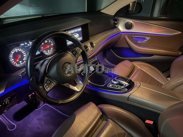 Mercedes Classe E presque neuve