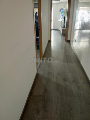 طابق مكاتب مقسمة على بعد دقيقة واحدة من زارا - 2