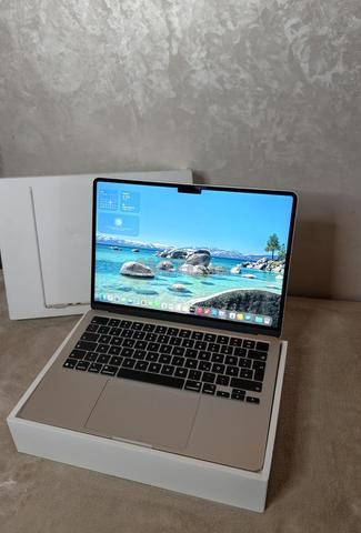 MacBook air M4 13 pouces presque neuf 13 cycles
