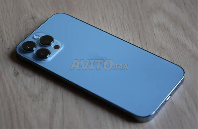 IPhone 13 Pro max Importé LIKE NEW bleu alpin