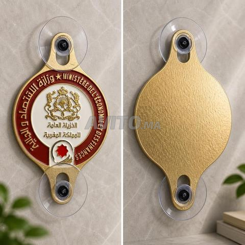 Macaron Officiel Badge Ventouse Véhicule - 2