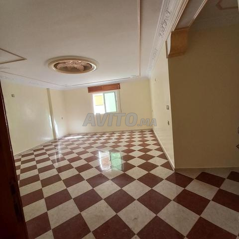 Appartement 93 m², 3 chambres, ascenseur, syndic, 4 minutes de la gare