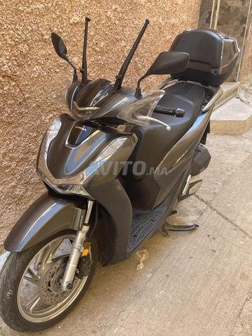 SH 125 digital 2022