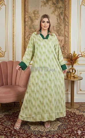 Robe avec broderie... Tissu estival et léger 🥰 Fil spécial - 2
