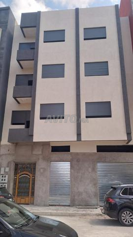 UN IMMEUBLE EN FINITION EN VENTE - 2