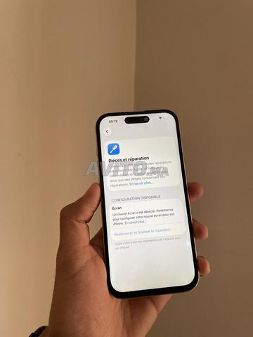 iPhone 15 Normal officiel - 2