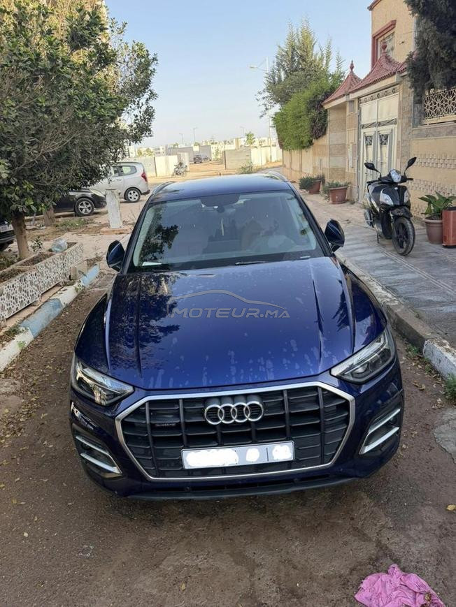 Audi Q5.       