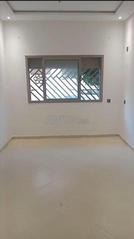 Appartement à louer 74 m² à Temara - 2