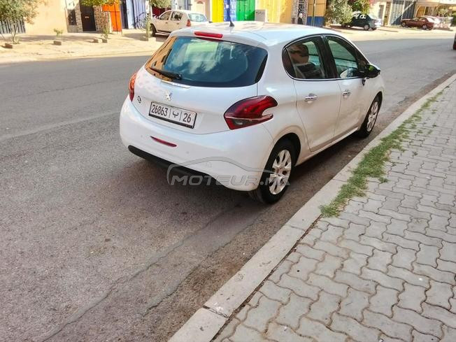 Peugeot 208 Diesel Manuelle 2015 à Marrakech