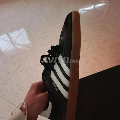 Chaussure propre de marque Adidas - 2