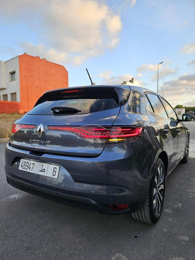 megane intense neuf pour ceux qui sont intéressés 