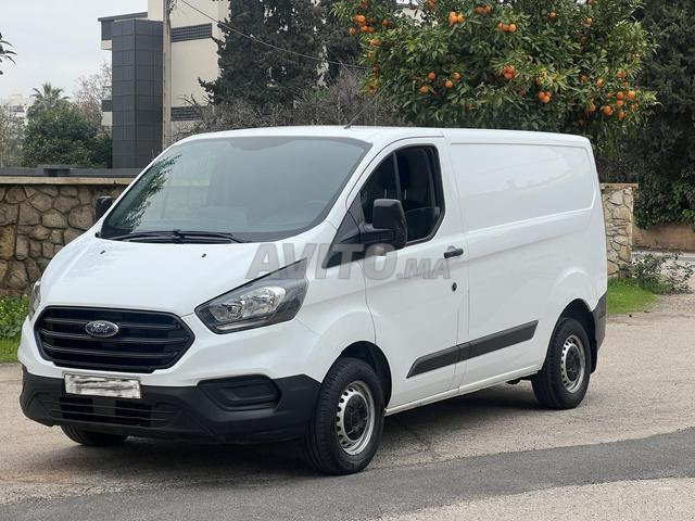 Ford Custom 2021 climatisé - 2