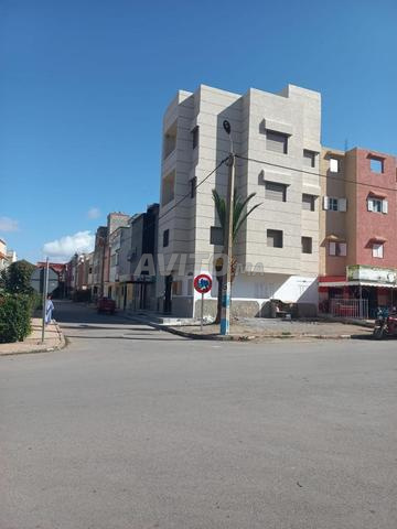 Local commercial à l'angle de la rue - 2
