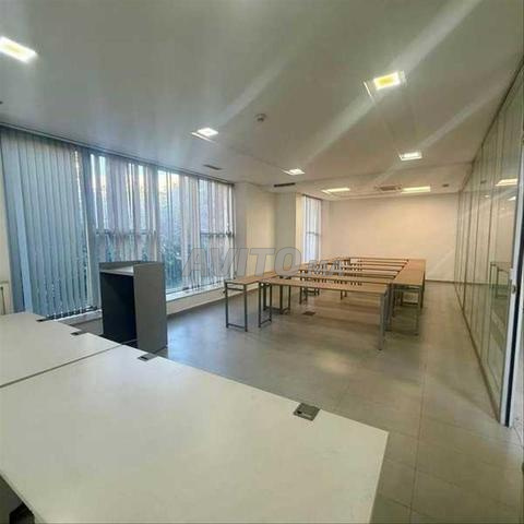 172702-Bureau à louer à 100000DH à Bourgogne (Anfa - 2