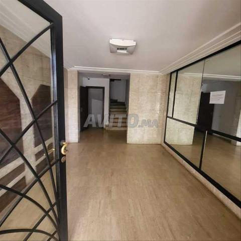 153852-شقة للإيجار بـ 23000 درهم في كوتييه - 2