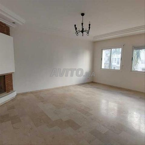 72328-Appt à louer à 11000DH à Maarif