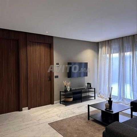 153840-شقة للإيجار بـ 8500 درهم في Plateau - 2