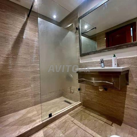 145706-Appt à louer à 7500DH à Racine - 2