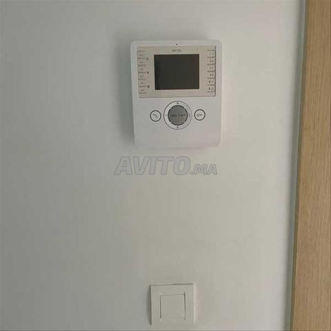 147290-Appartement à louer à 10000DH à Casablanca Finance - 2