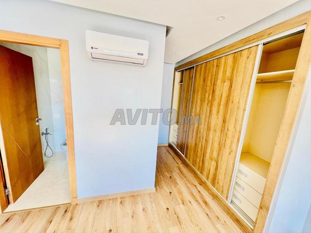 Studio neuf à louer avec machine à laver et réfrigérateur