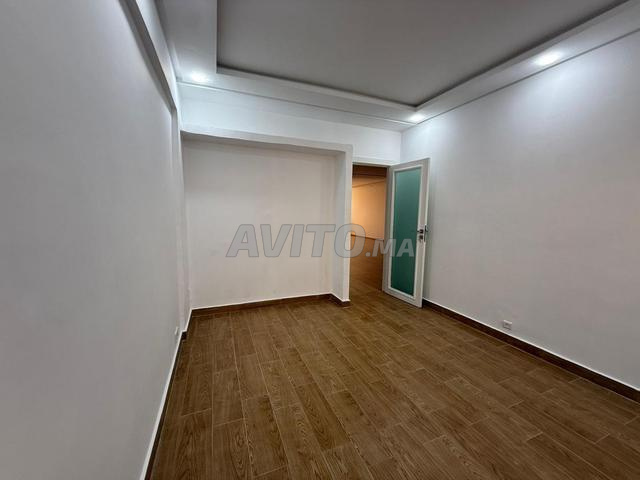 Bureau 120 m² en location à 2 Mars