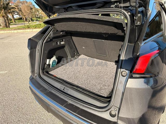 Peugeot 3008 Diesel Automatique 2018 à Tanger - 2