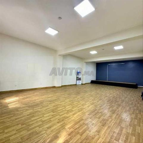 64698-Vente Local à Casablanca Hopitaux de 1525 m² - 2