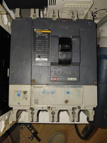 Disjoncteur Industriel Merlin Gerin Compact