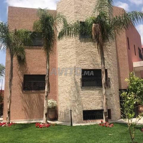 123769-بيع فيلا في مراكش تاركة بمساحة 516 م² - 2