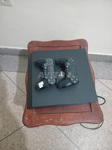 PS4 Pro 1TO Online deux manettes plusieurs jeux - 2