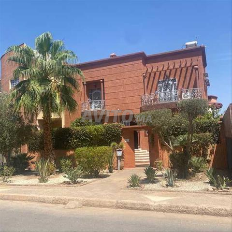 17364-Vente Villa à Marrakech Riad Essalam de 302