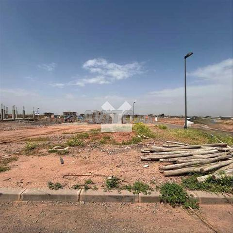 184192-Vente Terrain à   de 300 m²