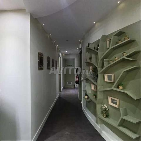 184129-Vente Local à Casablanca Racine de 253 m² - 2
