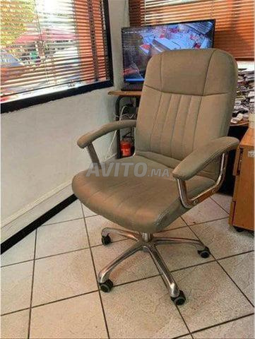Chaise président confortable / vestiaire - 2
