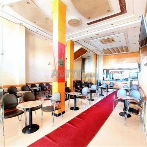 153164-بيع محل في الدار البيضاء عين السبع بمساحة 211 م