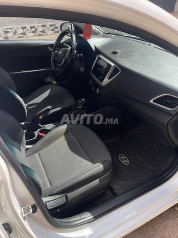 Hyundai accent - 2