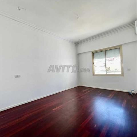 137254-Vente Appt à Casablanca Triangle D'Or de 17 - 2