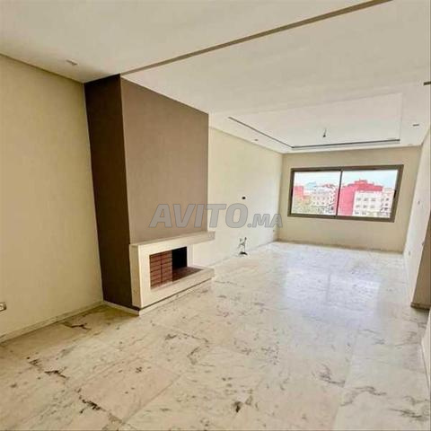 135826-بيع شقة في الدار البيضاء كاليفورنيا بمساحة 150 م