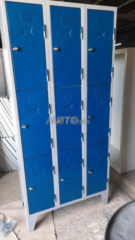 Mobilier métallique / vestiaire / casier